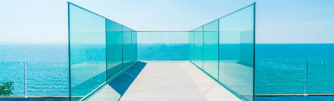 Customized Glass Pool Fence Repair Services in New Smyrna Beach, FL
